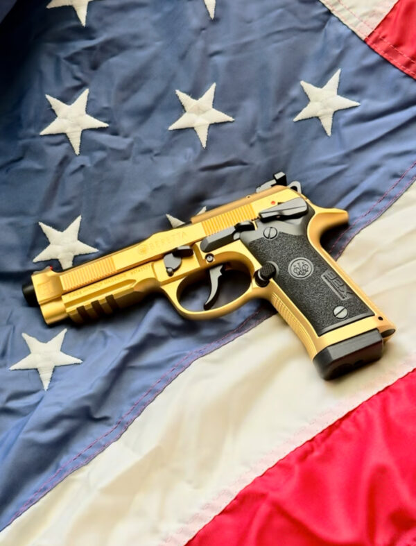 Special 10 Year Raffle Item: 1:1 "Hoody Memorial" Beretta